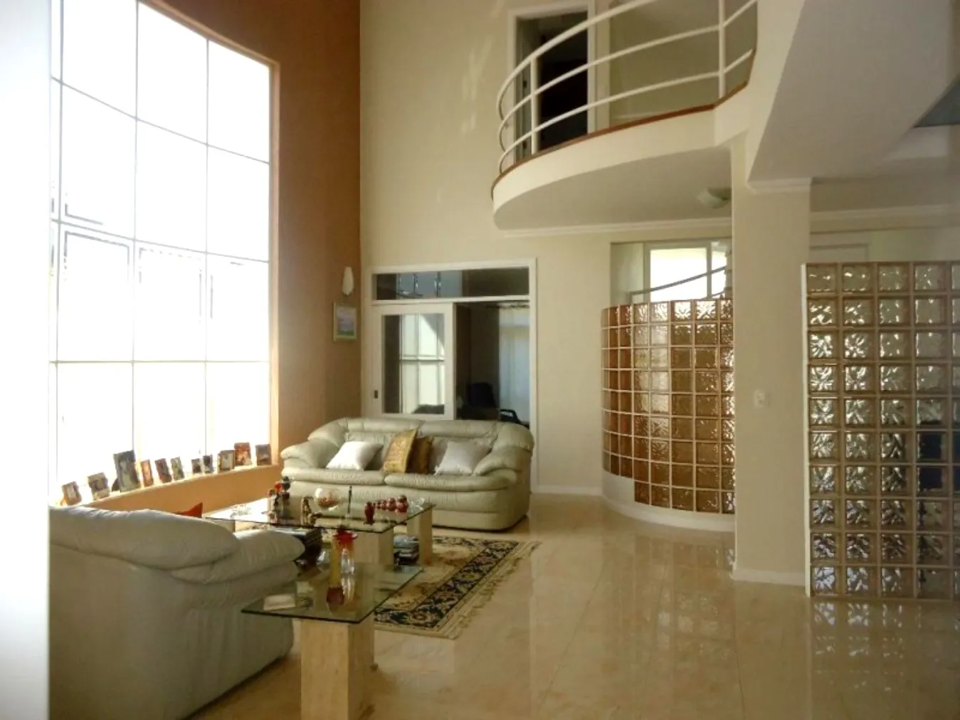 Foto do imóvel Casa em Condomínio de Luxo no Jardim Paiquerê, Valinhos-SP: 3 Quartos, 3 Suítes, 3 Salas, 5 Banheiros, 495m². Confira!
