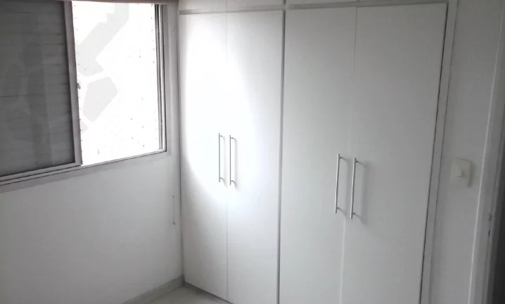 Imagem VILA MASCOTE * VENDA ou LOCAÇÃO * 2 DORMI. * 1 VAGA FIXA * LADO SOL