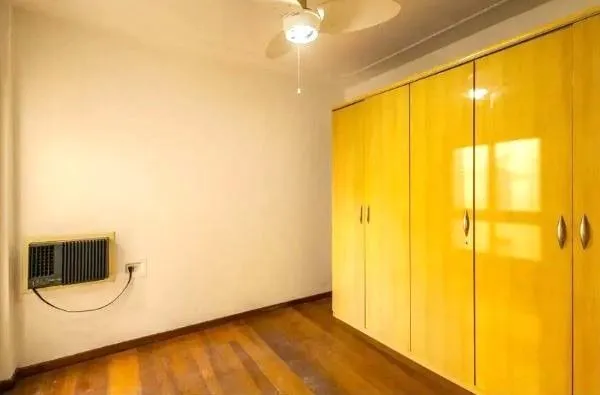 Imagem Apartamento na Cidade Baixa de 3 dormitórios e 1 vaga DESOCUPADO