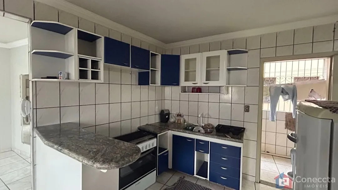 Imagem Apartamento com 3 dormitórios à venda, 112 m² por R$ 290.000,00 - Centro - Presidente Olegário/MG