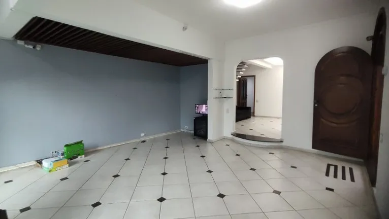 Imagem Sobrado com 9 Quartos à Venda, 165 m²em Vila Mariana - São Paulo
