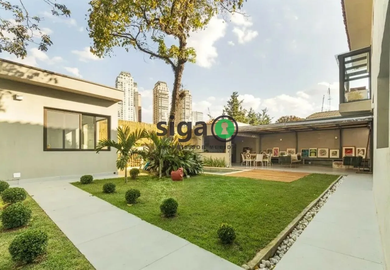 Imagem Casa em Rua fechada a venda na Cidade Jardim com 4 quartos