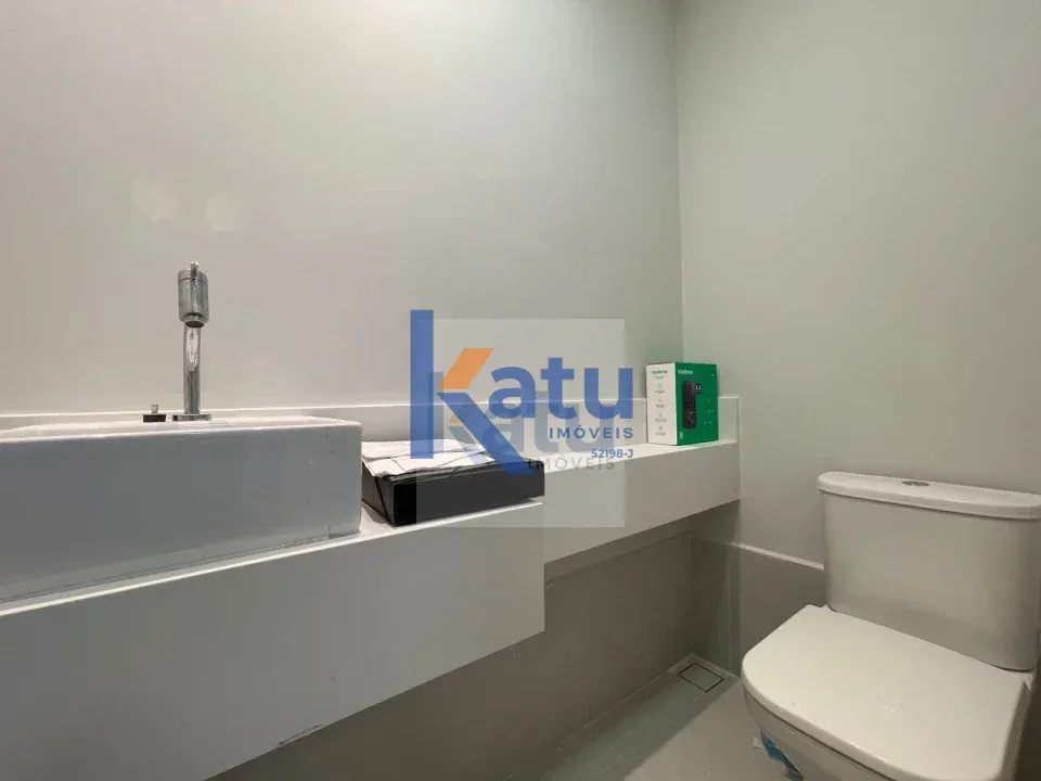 Imagem CASA À VENDA NO BAIRRO ELOY CHAVES - CONDOMÍNIO RESERVA ERMIDA - JUNDIAÍ/SP

Imóvel com 196 m² ...