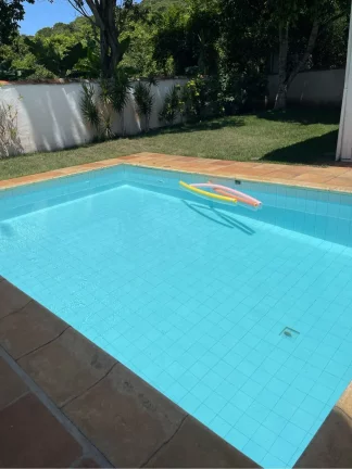 Imagem Linda Casa de Temporada com 6 quartos, sendo 5 suítes em Praia do Canto, Armação do Búzios - RJ