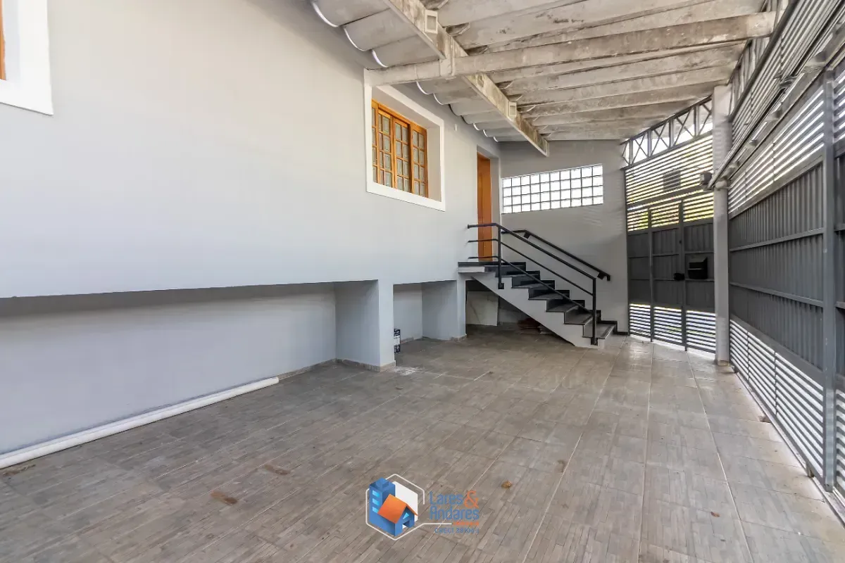 Imagem Sobrado para venda em Saúde com 3 quartos, sendo 1 suíte, 191m²