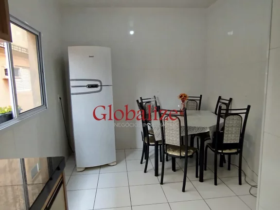 Imagem Sobrado com 3 banheiros, 1 social e 2 suítes com garagem privativa possui ar condicionado São Jorge -Santos R$425.000