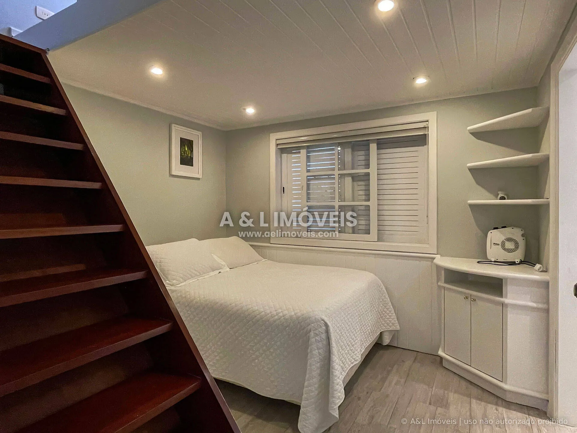 Imagem SAIU DE VENDA | Casa em Condomínio | Campos do Jordão, 261 m²