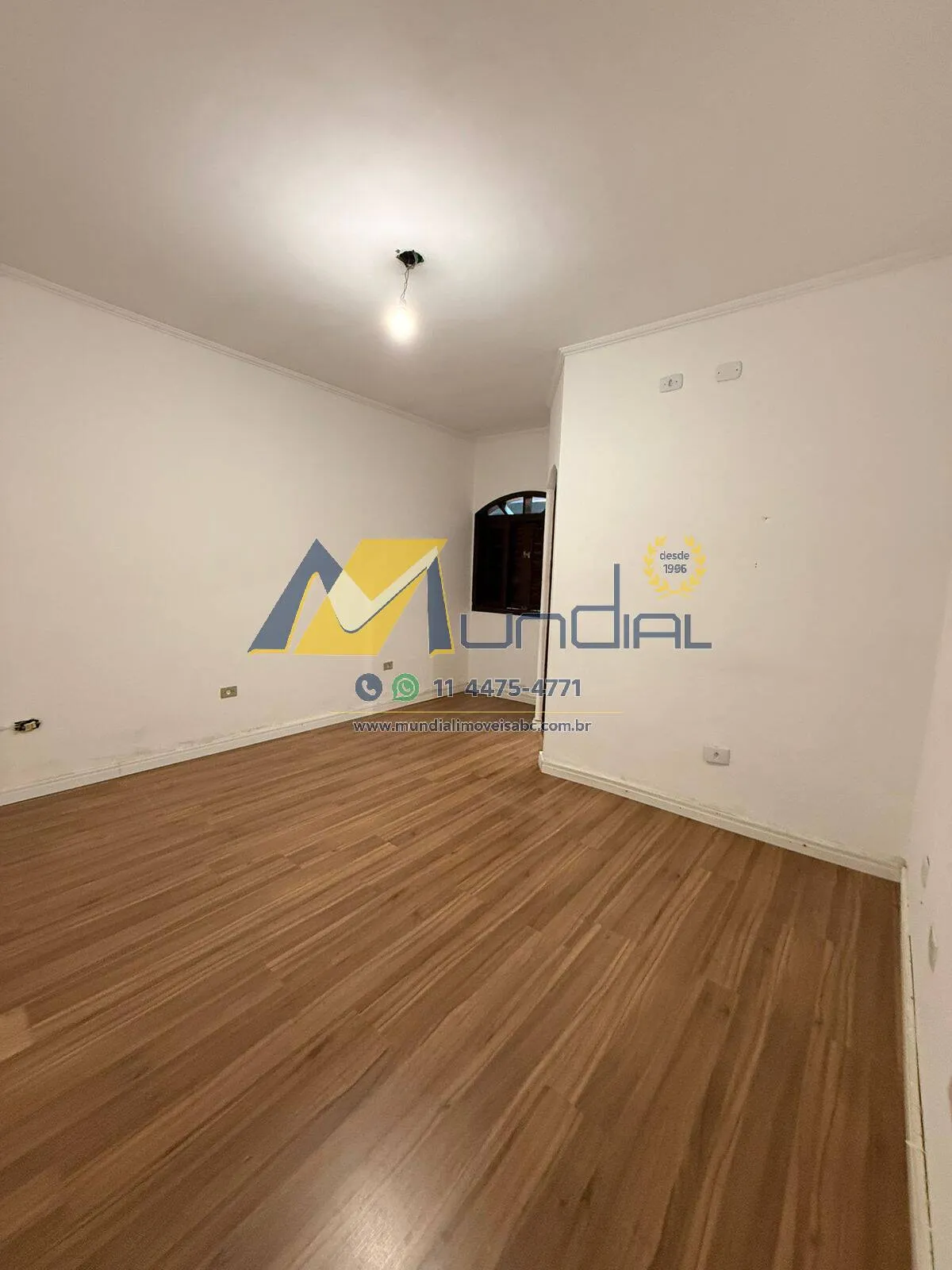 Imagem Casa Assobradada à Venda | Conforto, Espaço e Pronta para Morar