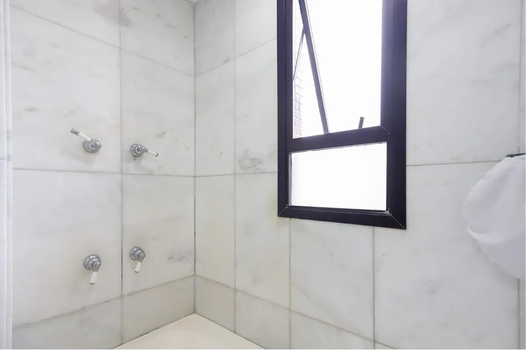 Imagem Apartamento à venda em São Paulo, Higienópolis, com 3 quartos, 130m2