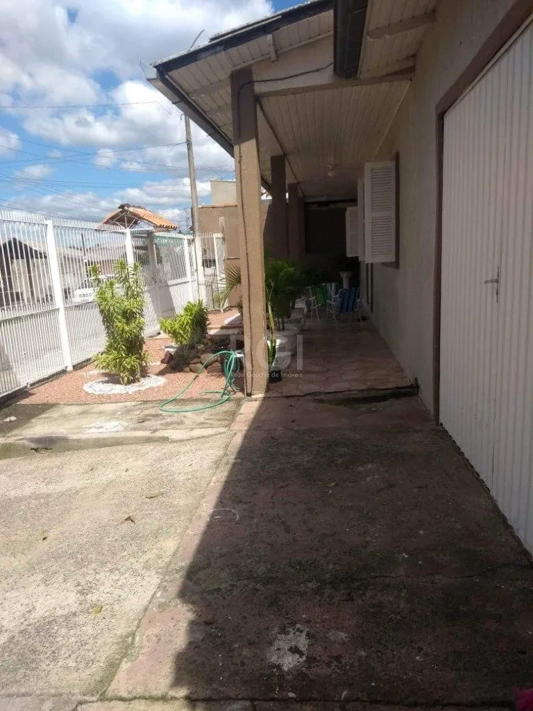 Imagem Casa para Venda - 120m², 2 dormitórios, 1 vaga - Parque Ipiranga