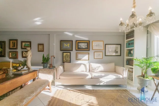 Imagem Apartamento Quadra Mar para Venda em Balneário Camboriú, CENTRO, 3 dormitórios, 1 suíte, 2 banheiros, 1 vaga