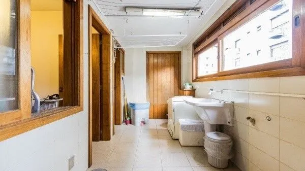 Imagem Amplo apartamento com 3 dormitórios, churrasqueira e hidromassagem - 222m² - Petrópolis