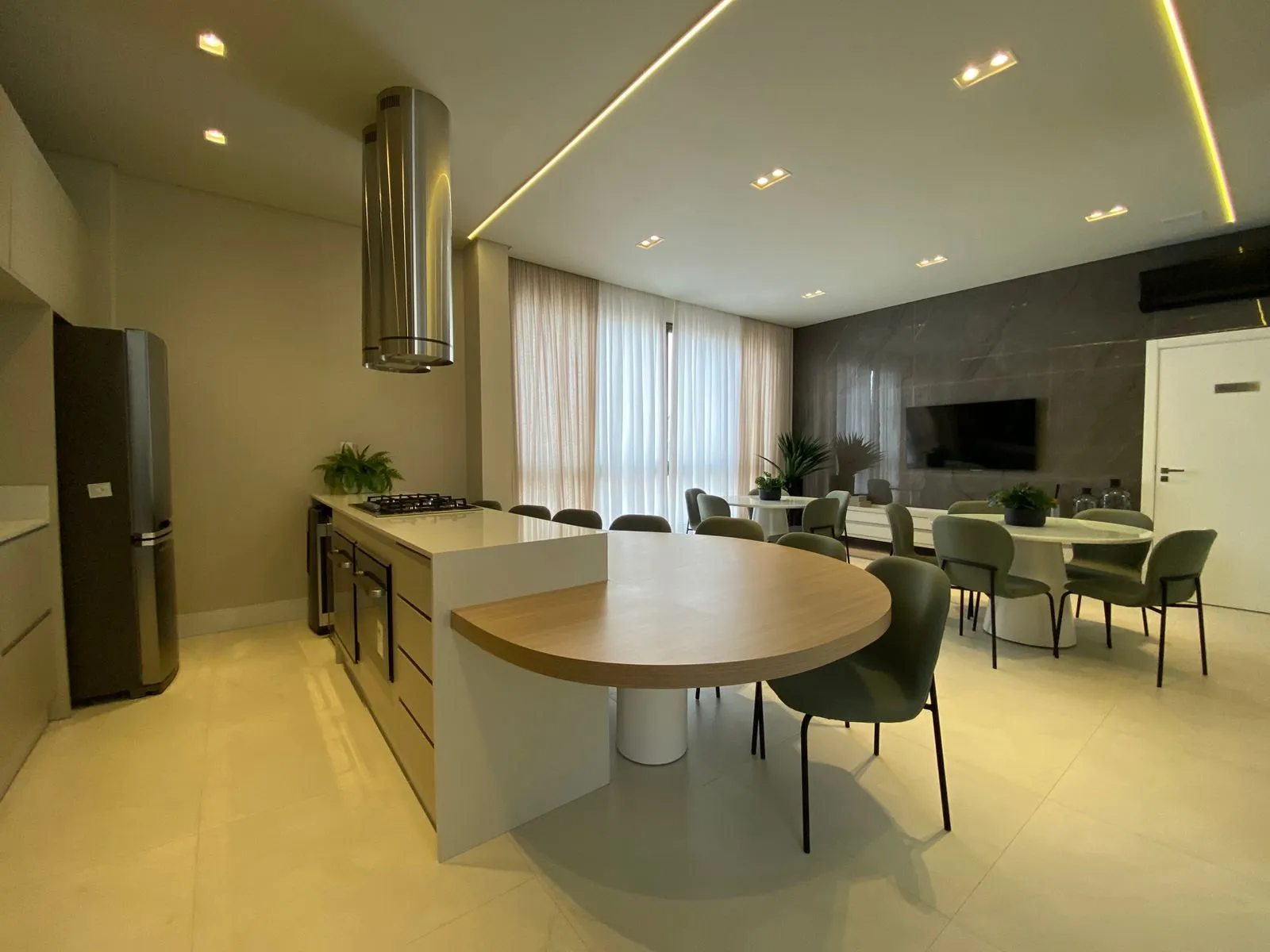 Imagem Apartamento com vista para o mar à venda com 133m2 por R$ 2.500.000,00
