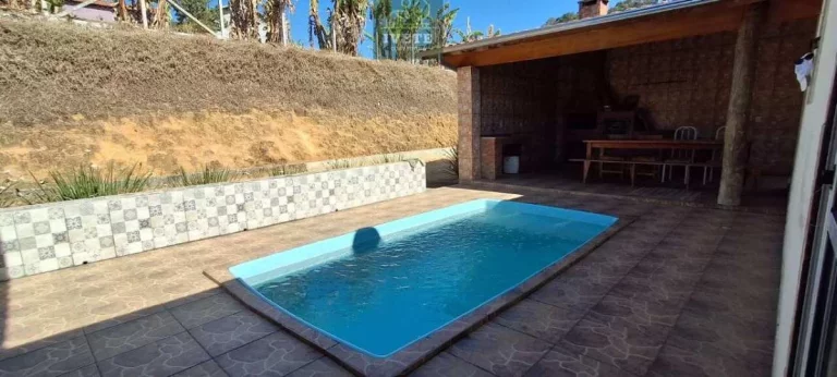 Imagem Chácara com Piscina à Venda no Bairro do Moquem – Socorro/SP