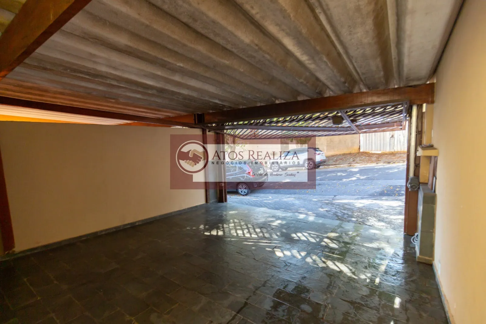 Imagem Vendo Sobrado 3 dormitórios, 1 Suíte com varanda, 2 vagas cobertas, Vila Campo Grande - SP por R$ 750.000 - Venda.