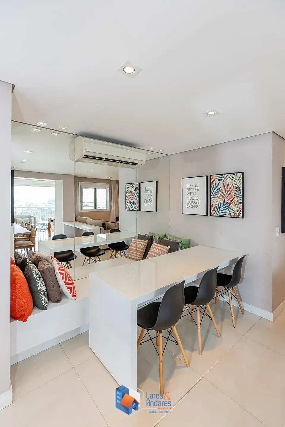 Imagem Apartamento para venda em Santo Amaro com 2 quartos, sendo 1 suíte, 85m²
