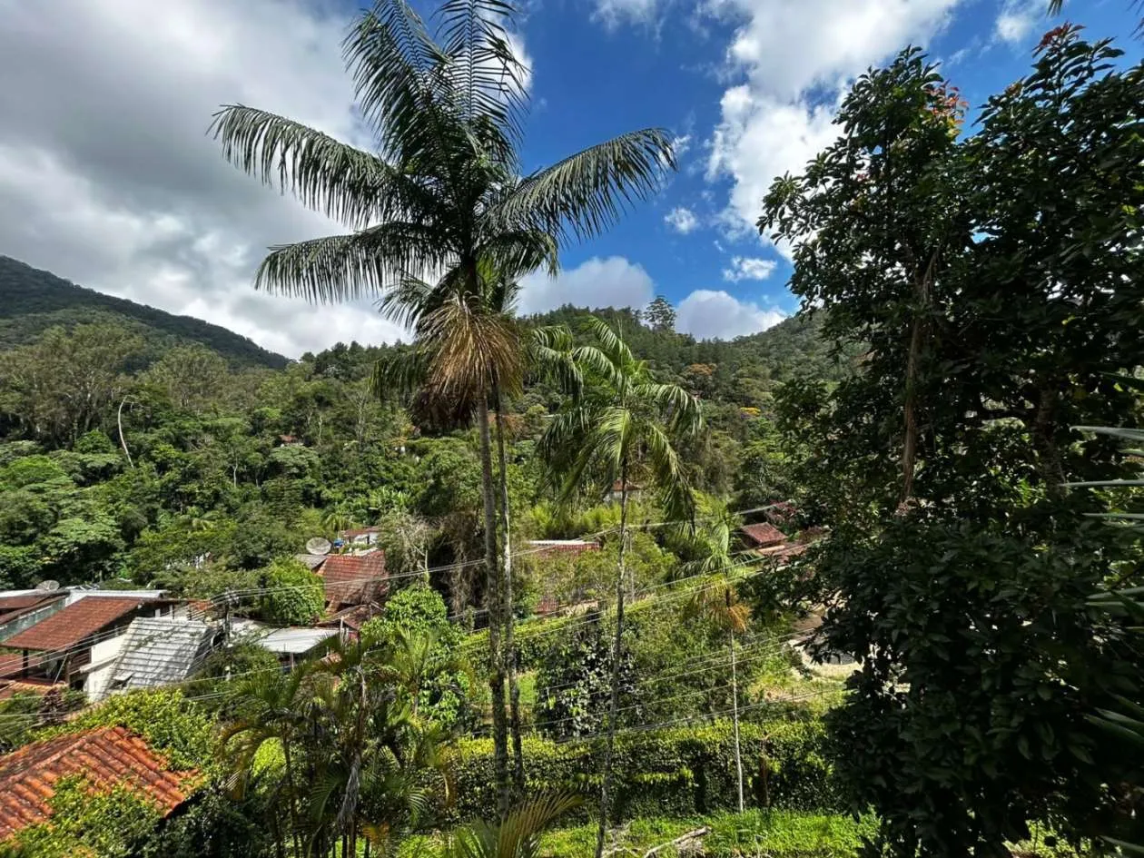 Imagem Casa para Venda em Petrópolis / RJ no bairro Fazenda Inglesa