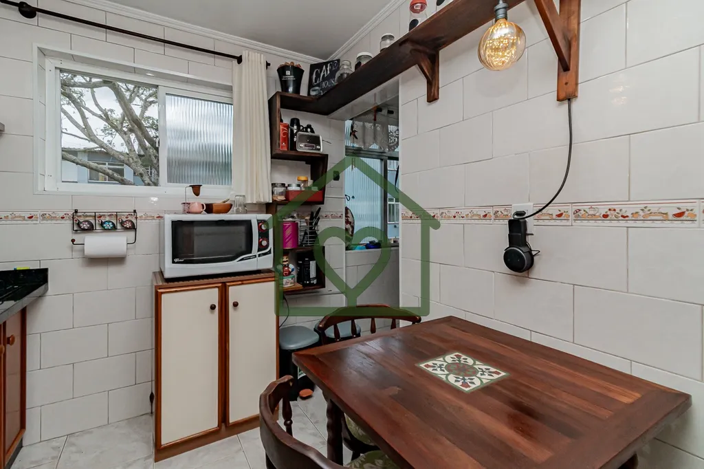 Imagem Heras vende excelente apartamento: 
 
- 3 dormitórios 
- Cozinha com copa 
- Área de serviço inde...