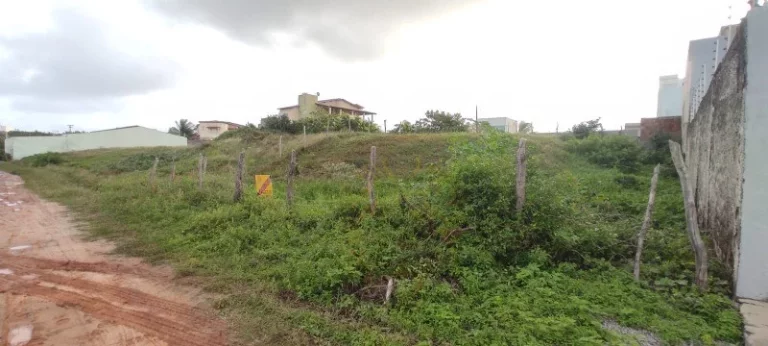 Imagem Terreno à venda de 400m² no Robalo, Aracaju-SE. Próximo ao Bar Moqueca Alagoana. OPORTUNIDADE!