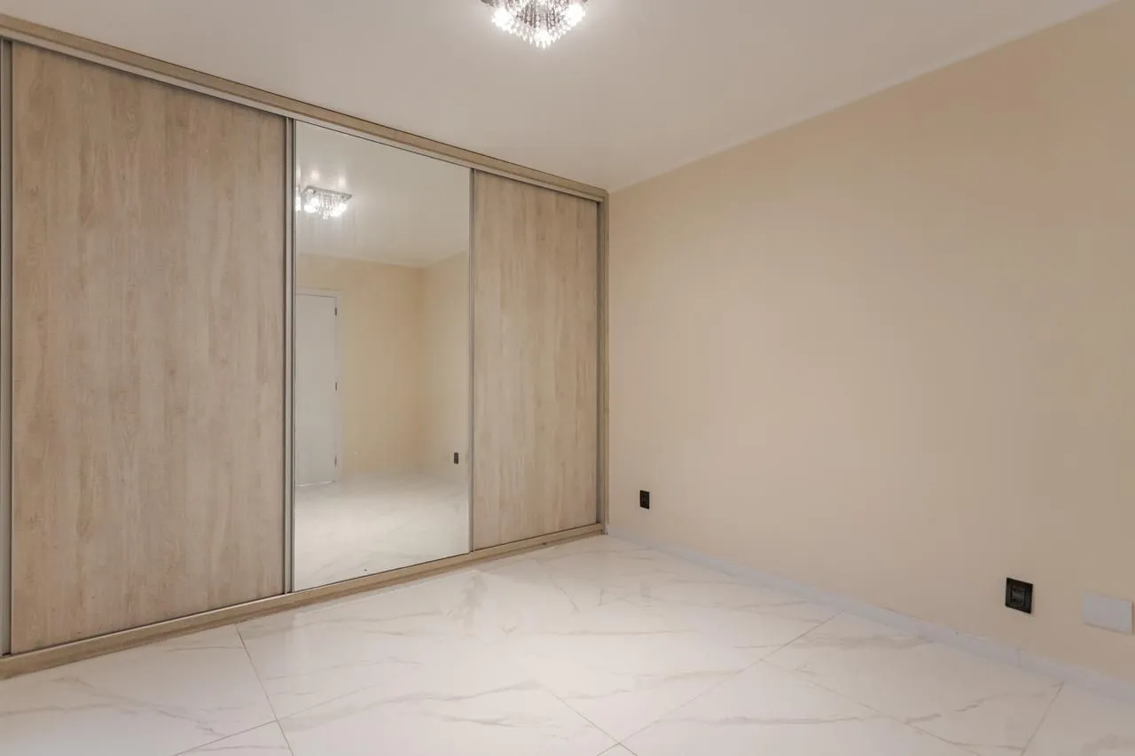 Imagem Casa de 3 dormitórios á venda no Jardim Lindóia em Porto Alegre