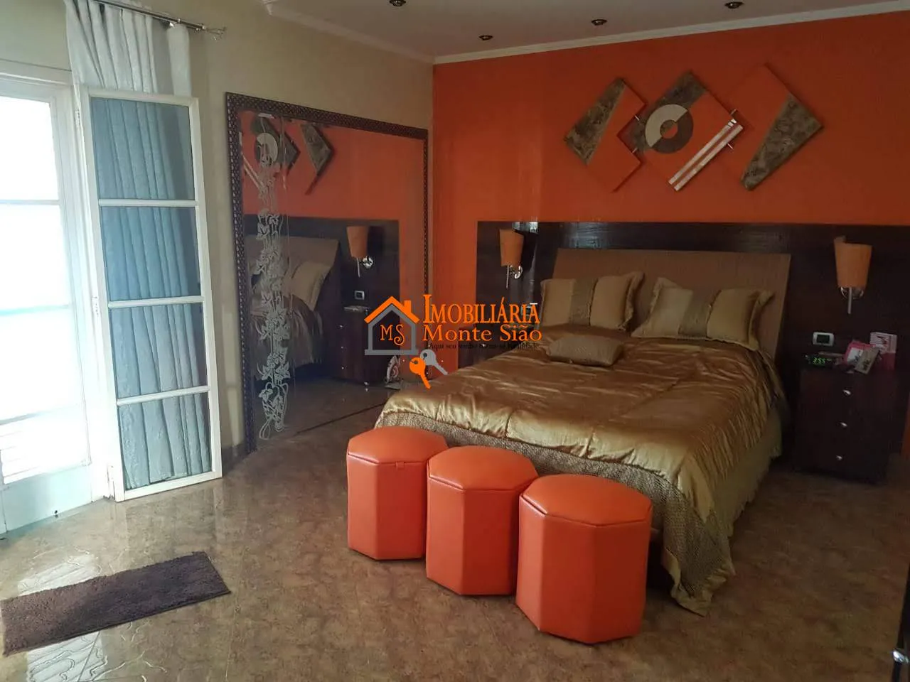 Imagem Sobrado com 6 dormitórios à venda, 135 m² por R$ 1.484.000,00 - Jardim Santa Helena - Guarulhos/SP