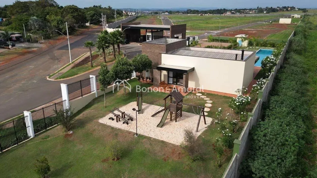 Foto do imóvel Terreno a venda no condomínio Portoville Betel em Avenida Alexandre Cazelatto, 2210 - Betel, Paulínia - SP