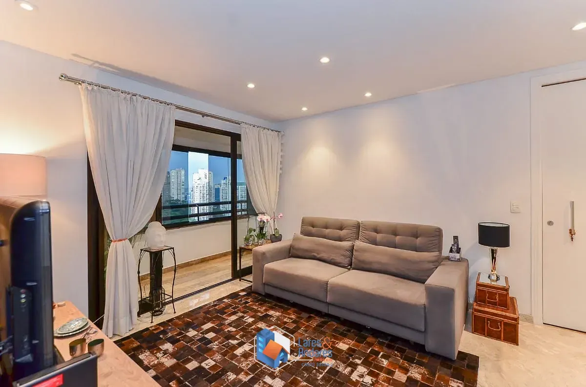 Imagem Cobertura para venda em Vila Andrade com 3 quartos, sendo 3 suítes, 189m²