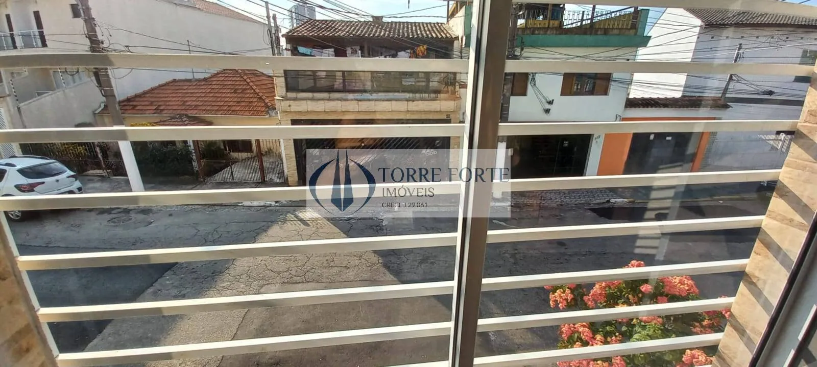 Imagem Sobrado 4 dormitórios 2 banheiros e 2 vagas na Vila FOrmosa