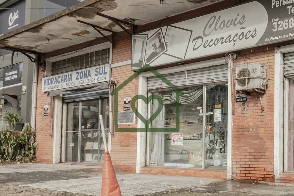 Imagem Descrição do Imóvel: Conjunto Comercial composto por 3 lojas, em Localização Privilegiada na Av...