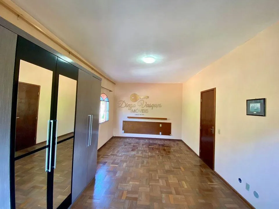 Imagem Casa para Venda em Teresópolis / RJ no bairro Albuquerque
