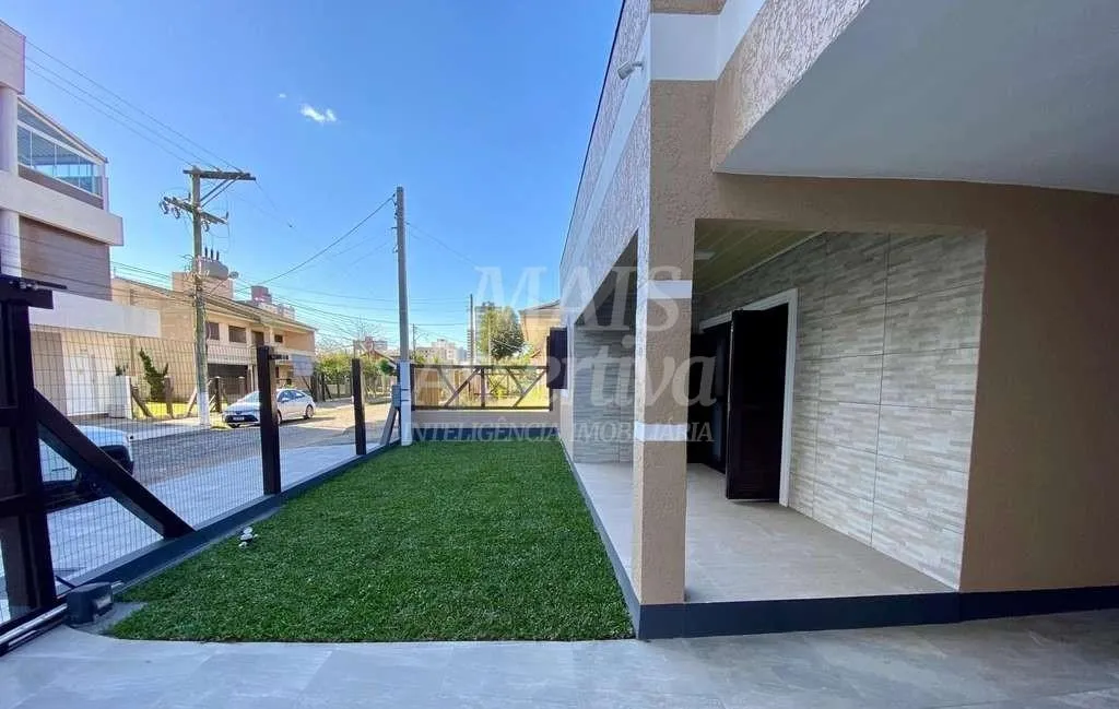 Imagem Casa 03 dormitórios para venda em Tramandaí Centro