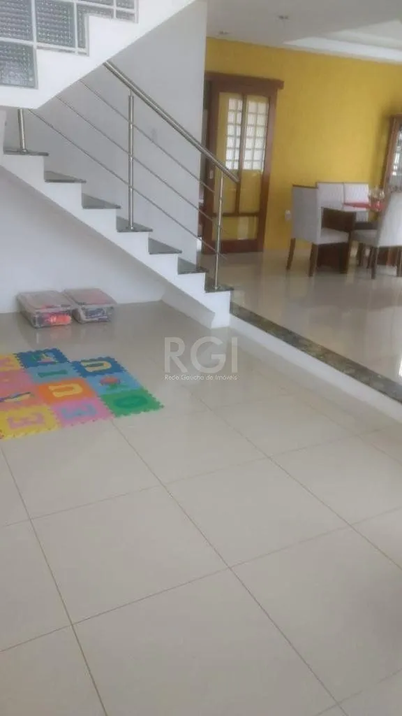 Imagem Casa para Venda - 180m², 3 dormitórios, Jardim Iolanda