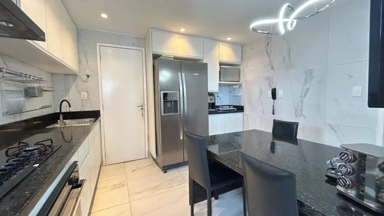 Imagem Apartamento com 124m em Setúbal!
