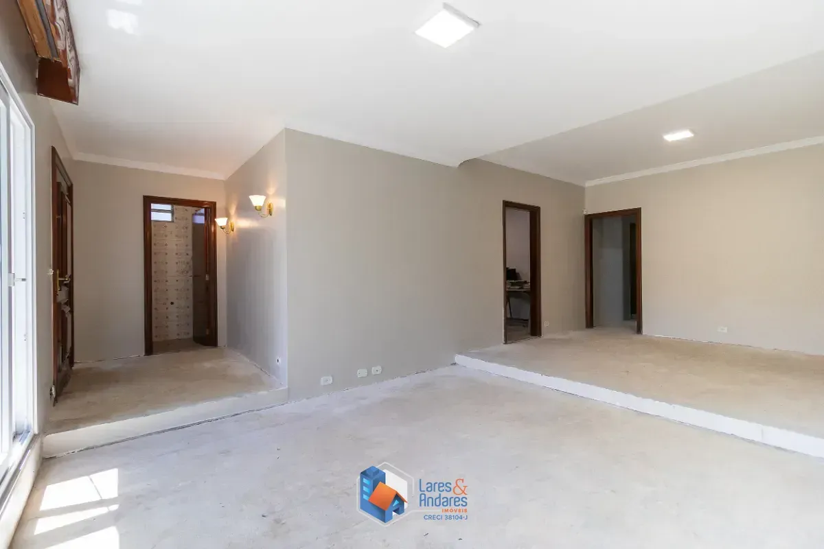 Imagem Casa para venda em Jardim Prudência com 4 quartos, sendo 1 suíte, 170m²