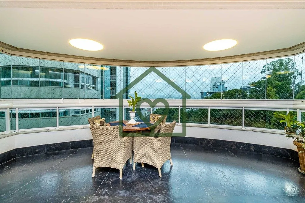 Imagem Este apartamento mobiliado de 223 m² oferece um estilo de vida requintado no coração da Bela Vist...