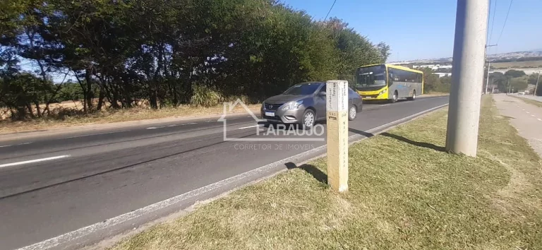 Imagem Área industrial com localização privilegiada, infraestrutura completa e potencial de crescimento