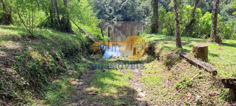 Imagem Chácara em Condomínio no Guaraguaçu