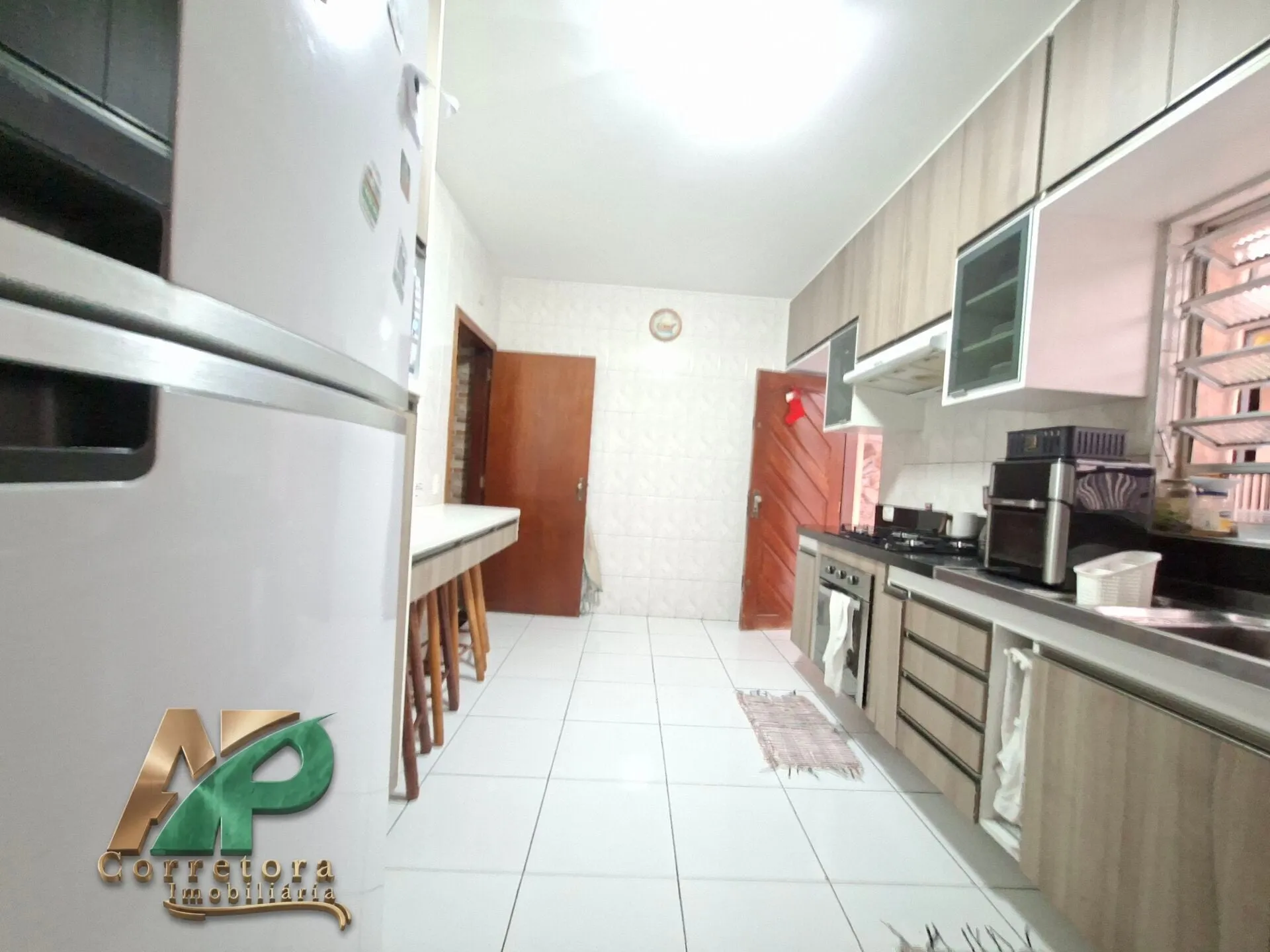 Imagem Sobrado Amplo com 208m² no Jardim Saporito Taboão da Serra