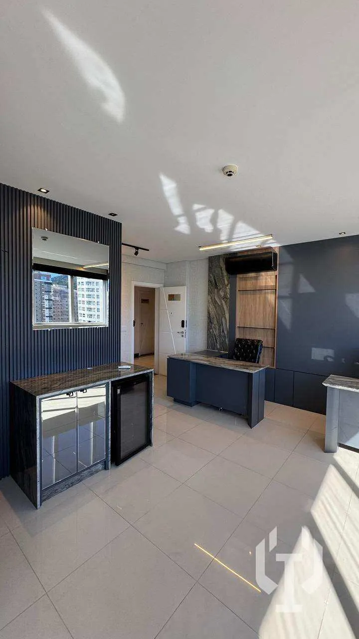 Imagem Sala comercial à venda em Itapema, Meia Praia, 35,5m2