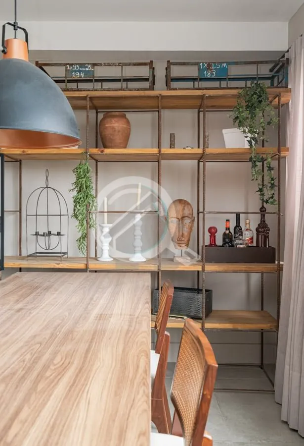 Imagem Apartamento com 3 suítes, 110m²,2 vagas à venda em Porto Alegre, Menino Deus. Unidade decorada co...