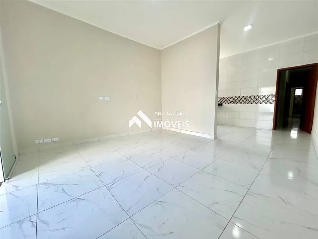 Imagem Casa na cidade de mongaguá lado praia