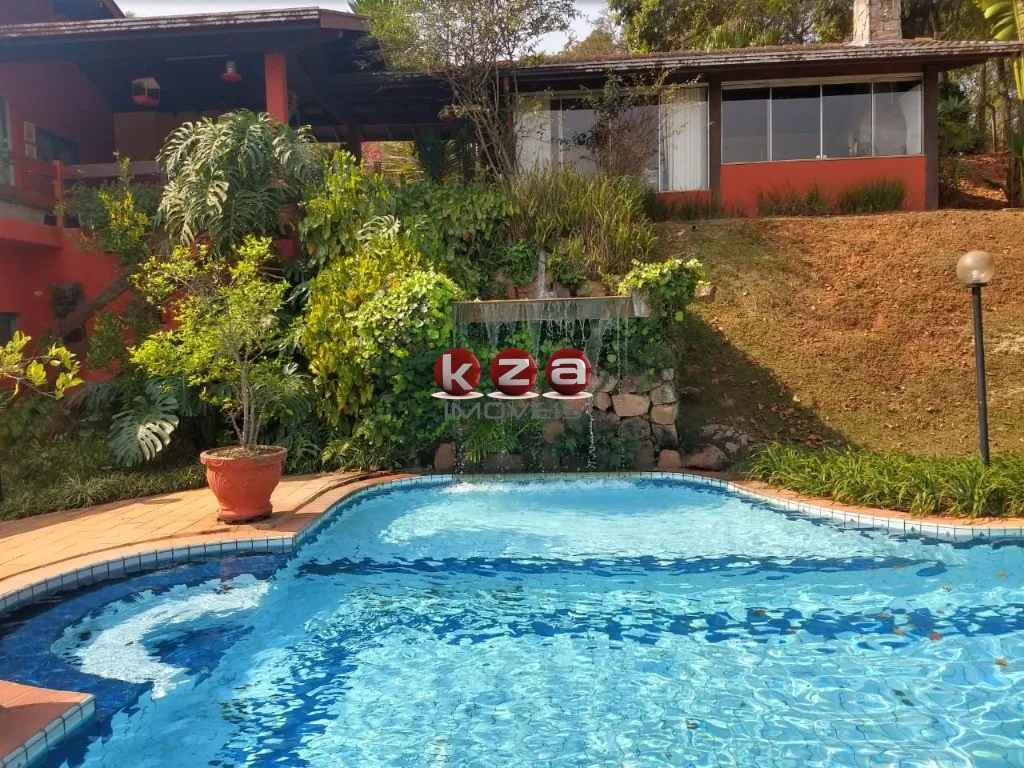 Imagem Imperdível oportunidade: Casa de luxo em condomínio Santa Fé, Vinhedo-SP, com 4 suítes e 8 vagas de garagem!