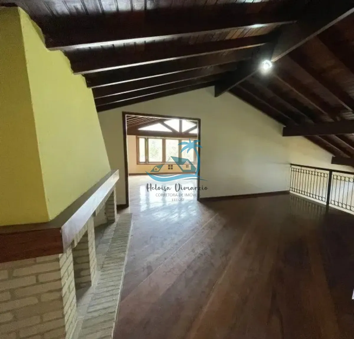 Imagem Casa de alto padrão à venda em condomínio fechado (Jardim Costa Azul) em Ubatuba