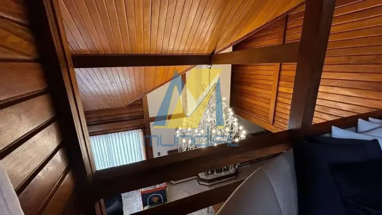 Imagem Casa de Alto Padrão à Venda com 540m² - Espaço, Conforto e Sofisticação