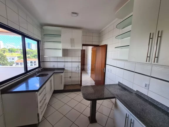 Imagem Apartamento de alto padrão com 3 quartos, 1 suíte e 2 vagas de garagem no Araés, Cuiabá-MT: confira já!