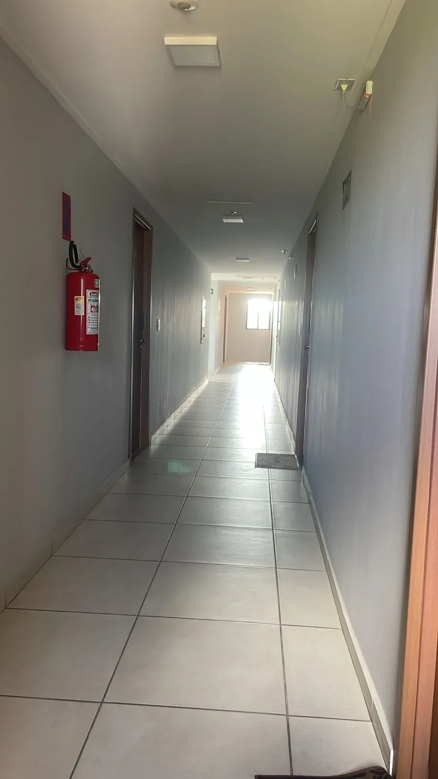 Imagem Apartamento com 2 Quartos à Venda, 45 metros em Caxangá - Recife