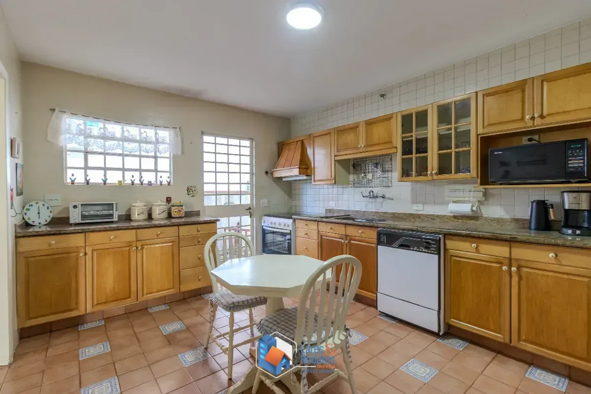 Imagem Casa para venda em Brooklin Paulista com 4 quartos, sendo 2 suítes, 300m²