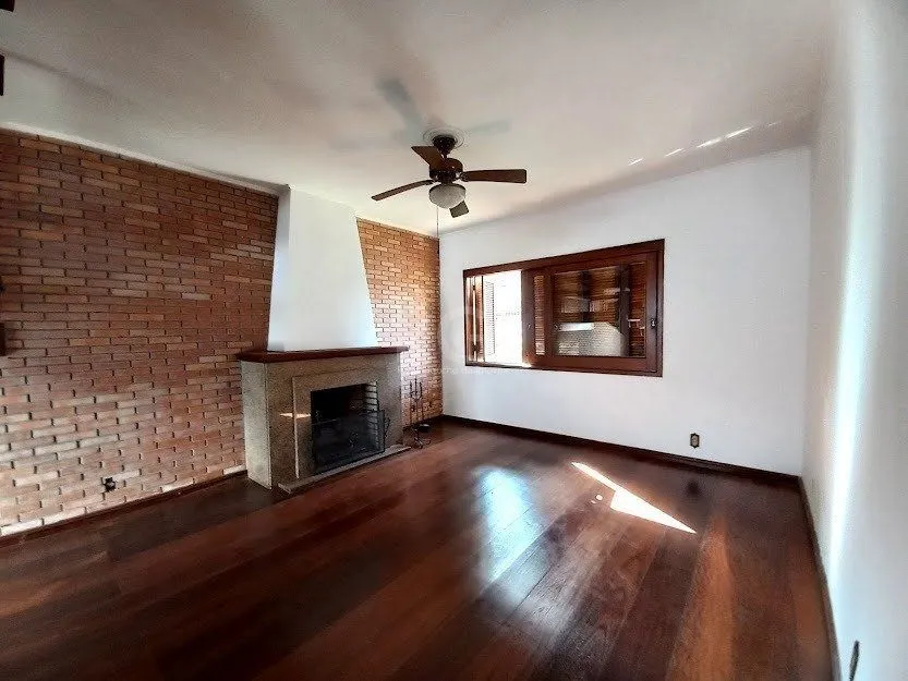 Imagem Casa para Venda - 224m², 3 dormitórios, sendo 1 suites, 3 vagas - Santana