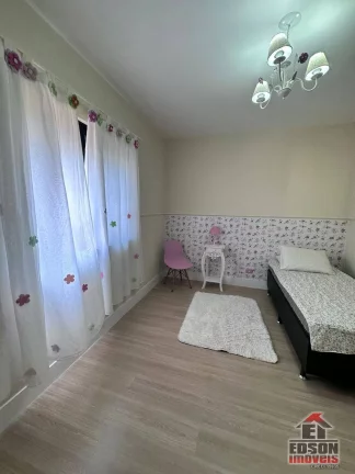 Imagem Casa Duplex, 5 Quartos, 2 Suítes, 2 Terraços no Recanto de Itaipuaçu
