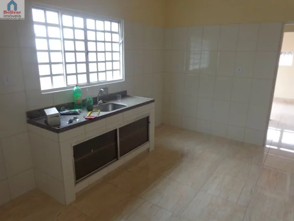 Imagem Casa com 3 dormitórios à venda, 200 m² por R$ 1.000.000,00 - Vila de Furnas - Itumbiara/GO